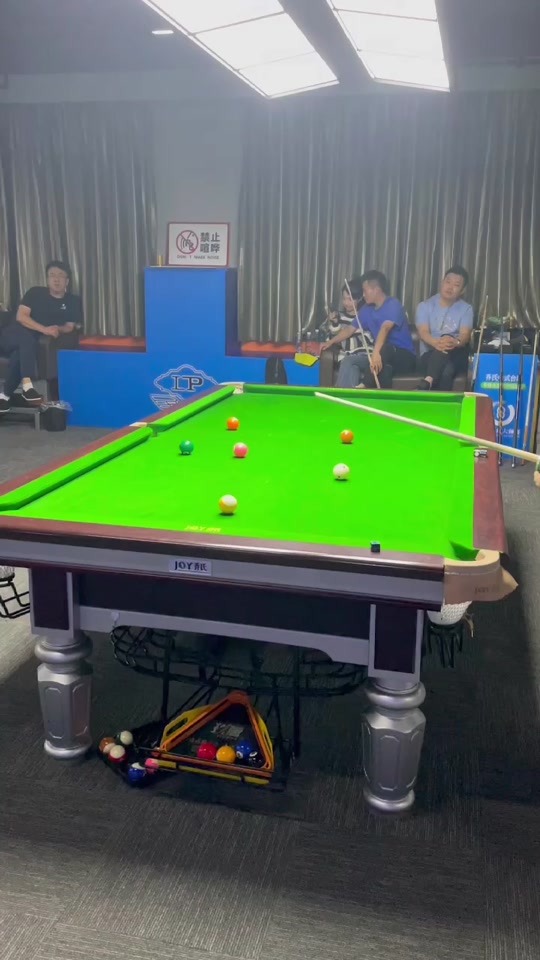 众眼球的一 众眼球的一